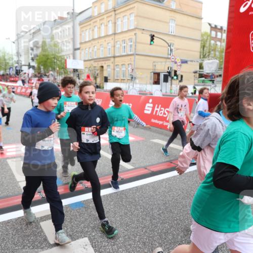 25.04.2026 - Das Zehntel Strokosch-Dieckow http://msf.ph/oto/9622777 25.04.2026 10:55:09 Ziel 5004, 5088, 5098, 5113, 5255, 5376, 5403, 5447, 5591, 5901, 5903, 6070, 6227, 6613, 6740, 6844, 6920, 6923, 6924, 7175, 7249, 7311, 7741, 7949 meine-sportfotos.de