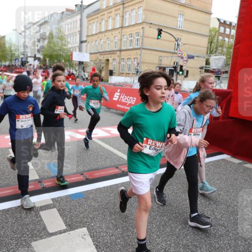 25.04.2026 - Das Zehntel Strokosch-Dieckow http://msf.ph/oto/9622792 25.04.2026 10:55:09 Ziel 5004, 5088, 5098, 5113, 5255, 5376, 5403, 5447, 5591, 5901, 5903, 6070, 6227, 6613, 6740, 6844, 6920, 6923, 6924, 7175, 7249, 7311, 7741, 7949 meine-sportfotos.de