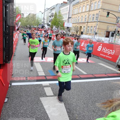 25.04.2026 - Das Zehntel Strokosch-Dieckow http://msf.ph/oto/9622819 25.04.2026 10:59:59 Ziel 5178, 5179, 5307, 5380, 5382, 5399, 5489, 5595, 5638, 5693, 5699, 5866, 5962, 6258, 6372, 6402, 6547, 6736, 7077, 7086, 7152, 7313, 7333, 7335, 7397, 7420, 7469, 7551, 7587, 7616, 7684, 7780, 7886 meine-sportfotos.de