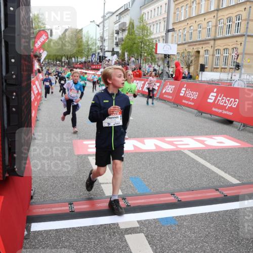 25.04.2026 - Das Zehntel Strokosch-Dieckow http://msf.ph/oto/9622881 25.04.2026 10:55:05 Ziel 5004, 5387, 5390, 5403, 5548, 5878, 5879, 6227, 6505, 6696, 6701, 6740, 6844, 6920, 7148, 7175, 7183, 7249, 7307, 7311, 7314, 7681, 7741, 7752, 7927 meine-sportfotos.de