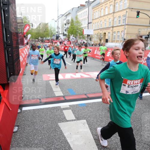 25.04.2026 - Das Zehntel Strokosch-Dieckow http://msf.ph/oto/9623026 25.04.2026 10:59:57 Ziel 5179, 5307, 5380, 5399, 5489, 5595, 5638, 5659, 5693, 5699, 5725, 5962, 6372, 6402, 6547, 6736, 6974, 6978, 7077, 7086, 7152, 7313, 7333, 7335, 7357, 7397, 7420, 7469, 7551, 7587, 7616, 7684, 7886 meine-sportfotos.de