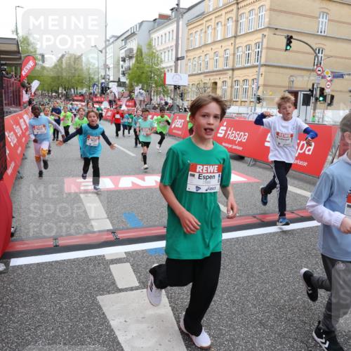 25.04.2026 - Das Zehntel Strokosch-Dieckow http://msf.ph/oto/9623055 25.04.2026 10:59:56 Ziel 5179, 5307, 5380, 5399, 5489, 5595, 5638, 5659, 5669, 5725, 5962, 6372, 6402, 6547, 6736, 6974, 6978, 7077, 7152, 7313, 7333, 7335, 7357, 7397, 7420, 7469, 7551, 7684, 7886 meine-sportfotos.de