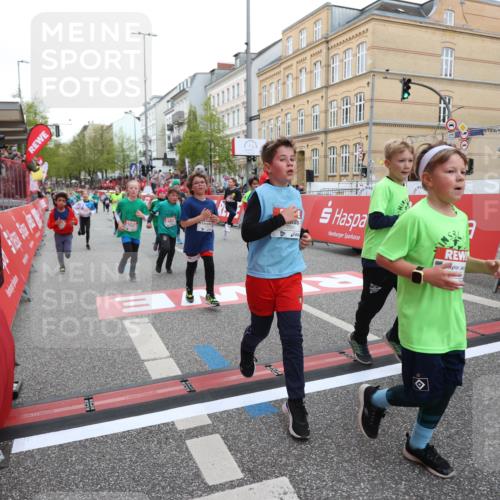 25.04.2026 - Das Zehntel Strokosch-Dieckow http://msf.ph/oto/9623096 25.04.2026 10:55:00 Ziel 5357, 5387, 5390, 5446, 5548, 5786, 5827, 5878, 5879, 6036, 6065, 6219, 6222, 6226, 6247, 6500, 6505, 6696, 6701, 6709, 6912, 7133, 7148, 7183, 7205, 7307, 7314, 7681, 7752, 7927, 8019, 8041, 8067 meine-sportfotos.de