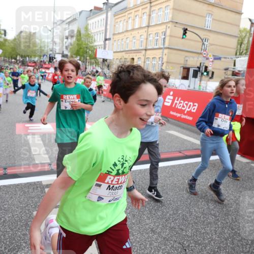 25.04.2026 - Das Zehntel Strokosch-Dieckow http://msf.ph/oto/9623129 25.04.2026 10:59:56 Ziel 5179, 5307, 5380, 5399, 5489, 5595, 5638, 5659, 5669, 5725, 5962, 6372, 6402, 6547, 6736, 6974, 6978, 7077, 7152, 7313, 7333, 7335, 7357, 7397, 7420, 7469, 7551, 7684, 7886 meine-sportfotos.de