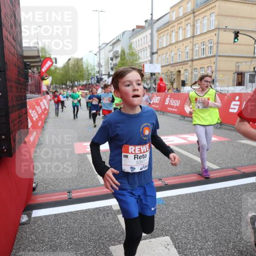 25.04.2026 - Das Zehntel Strokosch-Dieckow http://msf.ph/oto/9623183 25.04.2026 10:54:58 Ziel 5357, 5390, 5446, 5584, 5729, 5771, 5786, 5827, 6036, 6065, 6076, 6219, 6222, 6226, 6247, 6373, 6393, 6500, 6709, 6912, 7133, 7183, 7205, 7307, 7314, 7623, 7681, 7746, 8019, 8041, 8067 meine-sportfotos.de