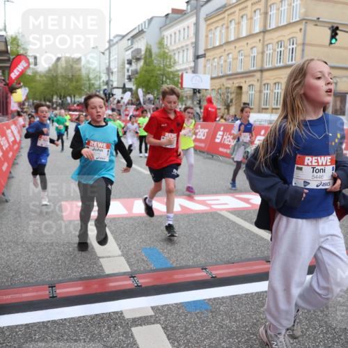 25.04.2026 - Das Zehntel Strokosch-Dieckow http://msf.ph/oto/9623298 25.04.2026 10:54:57 Ziel 5357, 5446, 5584, 5729, 5771, 5786, 5827, 6036, 6065, 6076, 6219, 6222, 6226, 6247, 6373, 6393, 6500, 6709, 6912, 7133, 7183, 7205, 7307, 7314, 7340, 7623, 7681, 7746, 8019, 8041, 8067 meine-sportfotos.de