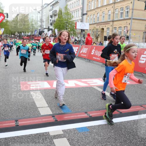25.04.2026 - Das Zehntel Strokosch-Dieckow http://msf.ph/oto/9623375 25.04.2026 10:54:56 Ziel 5357, 5411, 5446, 5584, 5729, 5771, 5786, 5827, 6036, 6065, 6076, 6219, 6222, 6226, 6247, 6373, 6393, 6500, 6709, 6912, 7133, 7205, 7340, 7623, 7746, 7830, 8019, 8041, 8067 meine-sportfotos.de
