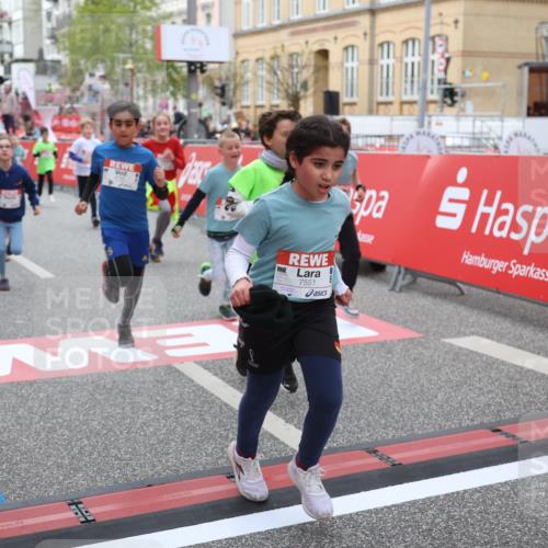 25.04.2026 - Das Zehntel Strokosch-Dieckow http://msf.ph/oto/9623428 25.04.2026 10:59:54 Ziel 5179, 5307, 5380, 5399, 5489, 5638, 5659, 5669, 5725, 6372, 6402, 6547, 6736, 6974, 6978, 7276, 7278, 7333, 7339, 7357, 7397, 7420, 7469, 7551, 7886 meine-sportfotos.de