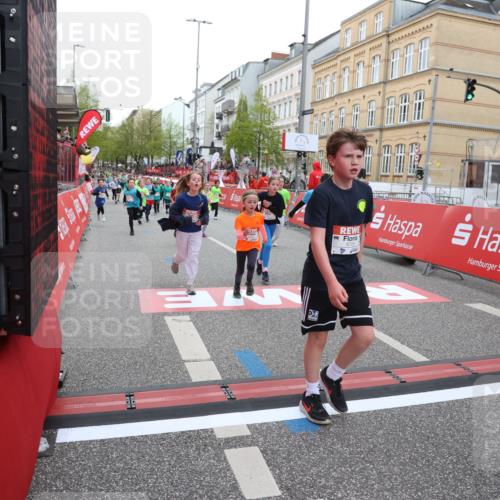 25.04.2026 - Das Zehntel Strokosch-Dieckow http://msf.ph/oto/9623444 25.04.2026 10:54:55 Ziel 5411, 5446, 5584, 5729, 5771, 5786, 5827, 6036, 6076, 6219, 6222, 6226, 6247, 6373, 6393, 6709, 6912, 7133, 7205, 7340, 7623, 7746, 7830, 8019, 8041, 8067 meine-sportfotos.de