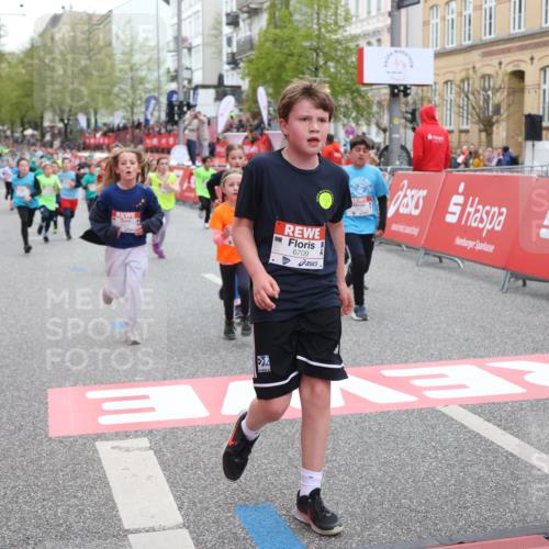 25.04.2026 - Das Zehntel Strokosch-Dieckow http://msf.ph/oto/9623479 25.04.2026 10:54:55 Ziel 5411, 5446, 5584, 5729, 5771, 5786, 5827, 6036, 6076, 6219, 6222, 6226, 6247, 6373, 6393, 6709, 6912, 7133, 7205, 7340, 7623, 7746, 7830, 8019, 8041, 8067 meine-sportfotos.de