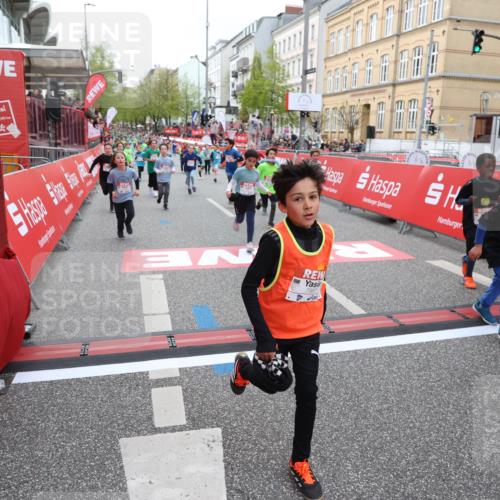 25.04.2026 - Das Zehntel Strokosch-Dieckow http://msf.ph/oto/9623499 25.04.2026 10:59:52 Ziel 5069, 5307, 5489, 5659, 5669, 5725, 5956, 6098, 6101, 6112, 6402, 6736, 6974, 6978, 7276, 7278, 7339, 7357, 7397, 7407, 7420, 7469, 7551, 7975, 7983 meine-sportfotos.de