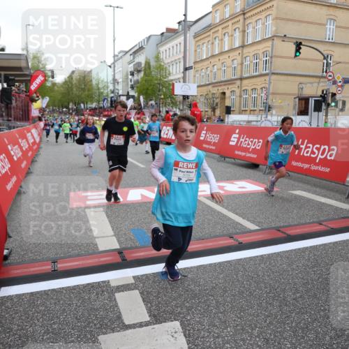 25.04.2026 - Das Zehntel Strokosch-Dieckow http://msf.ph/oto/9623514 25.04.2026 10:54:54 Ziel 5411, 5446, 5584, 5729, 5771, 5827, 6036, 6076, 6219, 6222, 6226, 6247, 6373, 6393, 6709, 7133, 7205, 7340, 7623, 7746, 7830, 8019, 8041 meine-sportfotos.de