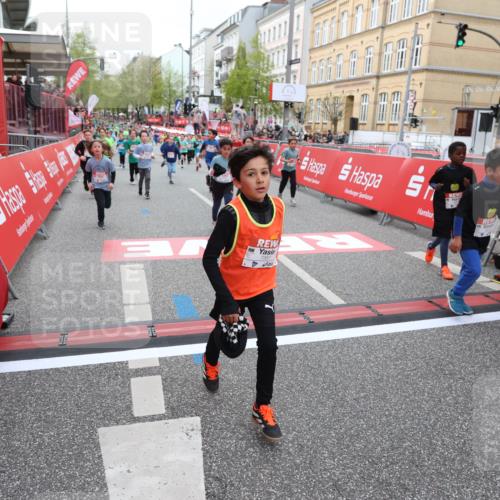 25.04.2026 - Das Zehntel Strokosch-Dieckow http://msf.ph/oto/9623529 25.04.2026 10:59:52 Ziel 5069, 5307, 5489, 5659, 5669, 5725, 5956, 6098, 6101, 6112, 6402, 6736, 6974, 6978, 7276, 7278, 7339, 7357, 7397, 7407, 7420, 7469, 7551, 7975, 7983 meine-sportfotos.de