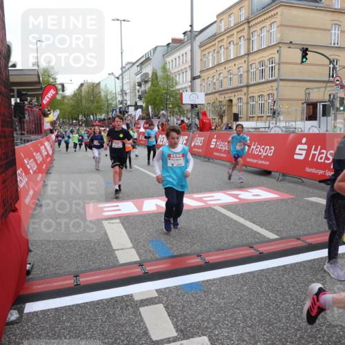 25.04.2026 - Das Zehntel Strokosch-Dieckow http://msf.ph/oto/9623539 25.04.2026 10:54:54 Ziel 5411, 5446, 5584, 5729, 5771, 5827, 6036, 6076, 6219, 6222, 6226, 6247, 6373, 6393, 6709, 7133, 7205, 7340, 7623, 7746, 7830, 8019, 8041 meine-sportfotos.de