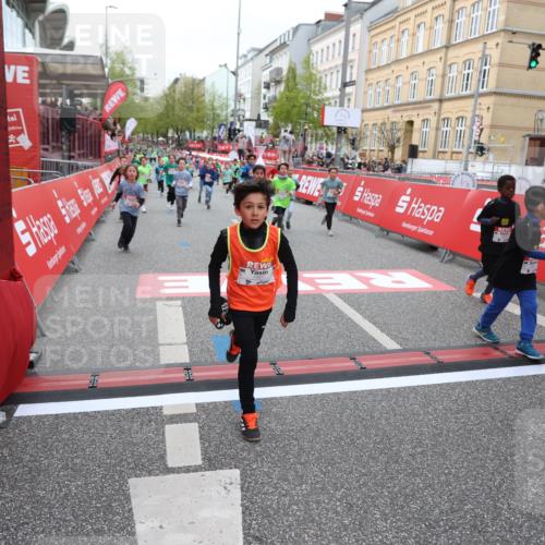 25.04.2026 - Das Zehntel Strokosch-Dieckow http://msf.ph/oto/9623570 25.04.2026 10:59:52 Ziel 5069, 5307, 5489, 5659, 5669, 5725, 5956, 6098, 6101, 6112, 6402, 6736, 6974, 6978, 7276, 7278, 7339, 7357, 7397, 7407, 7420, 7469, 7551, 7975, 7983 meine-sportfotos.de