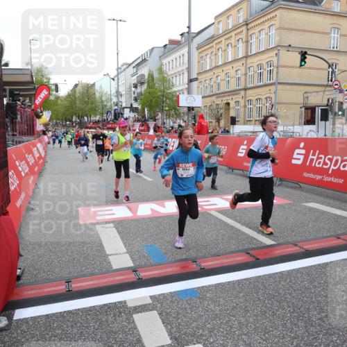 25.04.2026 - Das Zehntel Strokosch-Dieckow http://msf.ph/oto/9623621 25.04.2026 10:54:52 Ziel 5234, 5411, 5584, 5729, 5771, 5827, 6076, 6219, 6226, 6364, 6373, 6393, 6623, 6709, 7340, 7623, 7746, 7830, 7940 meine-sportfotos.de