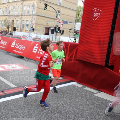 25.04.2026 - Das Zehntel Strokosch-Dieckow http://msf.ph/oto/9623691 25.04.2026 10:59:50 Ziel 5022, 5069, 5659, 5669, 5725, 5808, 5956, 6098, 6101, 6108, 6112, 6129, 6588, 6974, 6978, 7276, 7278, 7339, 7357, 7407, 7598, 7634, 7975, 7983 meine-sportfotos.de