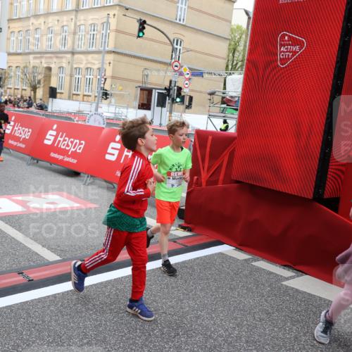 25.04.2026 - Das Zehntel Strokosch-Dieckow http://msf.ph/oto/9623705 25.04.2026 10:59:50 Ziel 5022, 5069, 5659, 5669, 5725, 5808, 5956, 6098, 6101, 6108, 6112, 6129, 6588, 6974, 6978, 7276, 7278, 7339, 7357, 7407, 7598, 7634, 7975, 7983 meine-sportfotos.de