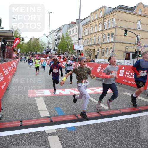 25.04.2026 - Das Zehntel Strokosch-Dieckow http://msf.ph/oto/9623758 25.04.2026 10:54:50 Ziel 5234, 5411, 5713, 5906, 6076, 6364, 6623, 7340, 7746, 7830, 7940 meine-sportfotos.de
