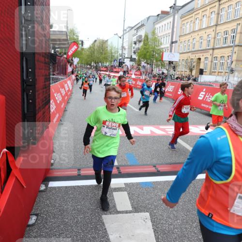 25.04.2026 - Das Zehntel Strokosch-Dieckow http://msf.ph/oto/9623770 25.04.2026 10:59:49 Ziel 5022, 5069, 5659, 5669, 5725, 5808, 5956, 6098, 6101, 6108, 6112, 6129, 6588, 7276, 7278, 7339, 7357, 7407, 7467, 7597, 7598, 7634, 7975, 7983 meine-sportfotos.de