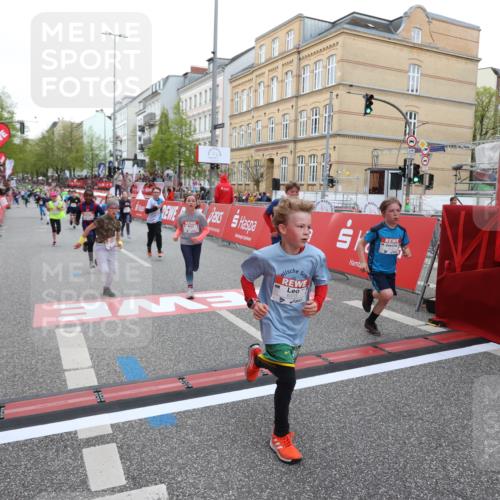 25.04.2026 - Das Zehntel Strokosch-Dieckow http://msf.ph/oto/9623834 25.04.2026 10:54:50 Ziel 5234, 5411, 5713, 5906, 6076, 6364, 6623, 7340, 7746, 7830, 7940 meine-sportfotos.de