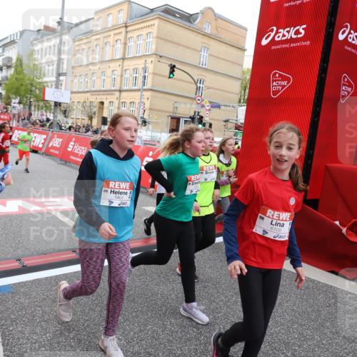 25.04.2026 - Das Zehntel Strokosch-Dieckow http://msf.ph/oto/9623870 25.04.2026 10:59:47 Ziel 5022, 5069, 5311, 5316, 5323, 5668, 5808, 5933, 5956, 6098, 6101, 6108, 6112, 6129, 6369, 6467, 6588, 7276, 7278, 7339, 7407, 7467, 7597, 7598, 7634, 7636, 7666, 7975, 7983 meine-sportfotos.de