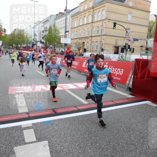 25.04.2026 - Das Zehntel Strokosch-Dieckow http://msf.ph/oto/9623883 25.04.2026 10:54:49 Ziel 5234, 5411, 5713, 5906, 6364, 6623, 7253, 7340, 7830, 7940 meine-sportfotos.de