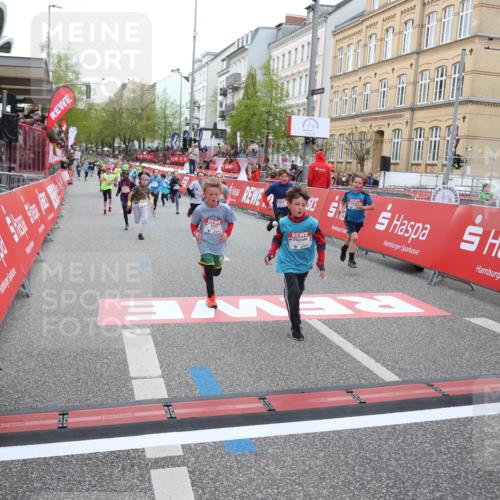 25.04.2026 - Das Zehntel Strokosch-Dieckow http://msf.ph/oto/9623949 25.04.2026 10:54:48 Ziel 5234, 5411, 5424, 5558, 5713, 5906, 6364, 6623, 7233, 7253, 7830, 7940 meine-sportfotos.de