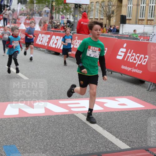 25.04.2026 - Das Zehntel Strokosch-Dieckow http://msf.ph/oto/9623981 25.04.2026 10:54:47 Ziel 5234, 5424, 5558, 5564, 5713, 5906, 6060, 6364, 6623, 7233, 7253, 7697, 7940 meine-sportfotos.de