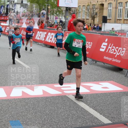 25.04.2026 - Das Zehntel Strokosch-Dieckow http://msf.ph/oto/9623990 25.04.2026 10:54:47 Ziel 5234, 5424, 5558, 5564, 5713, 5906, 6060, 6364, 6623, 7233, 7253, 7697, 7940 meine-sportfotos.de
