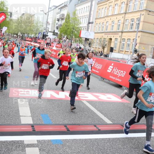 25.04.2026 - Das Zehntel Strokosch-Dieckow http://msf.ph/oto/9624121 25.04.2026 10:59:44 Ziel 5015, 5022, 5069, 5311, 5316, 5323, 5347, 5668, 5808, 5933, 6098, 6101, 6108, 6112, 6129, 6369, 6467, 6588, 6746, 6759, 7080, 7232, 7407, 7467, 7597, 7598, 7634, 7636, 7666, 7866, 7983 meine-sportfotos.de