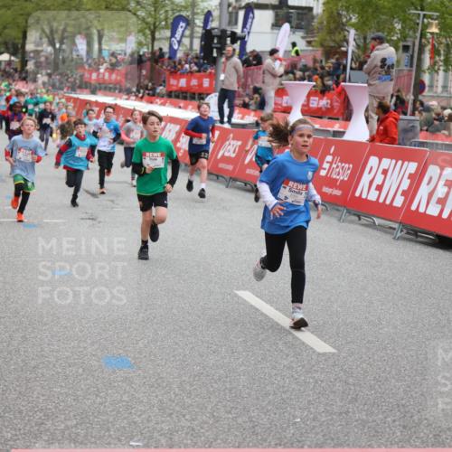 25.04.2026 - Das Zehntel Strokosch-Dieckow http://msf.ph/oto/9624216 25.04.2026 10:54:44 Ziel 5424, 5558, 5564, 5683, 5713, 5795, 5906, 6060, 6106, 6213, 6364, 6623, 7191, 7194, 7233, 7253, 7697 meine-sportfotos.de