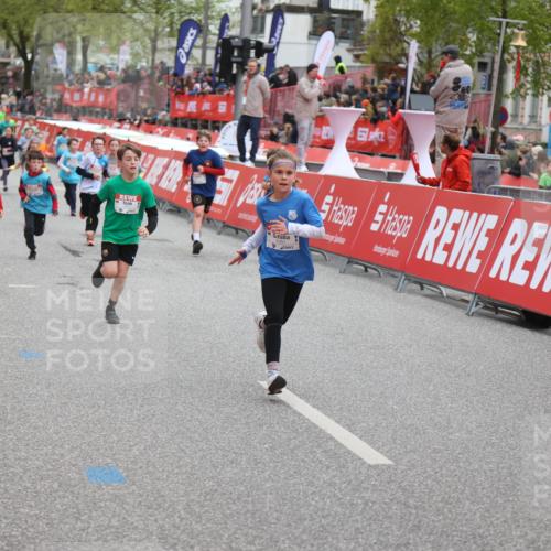25.04.2026 - Das Zehntel Strokosch-Dieckow http://msf.ph/oto/9624249 25.04.2026 10:54:44 Ziel 5424, 5558, 5564, 5683, 5713, 5795, 5906, 6060, 6106, 6213, 6364, 6623, 7191, 7194, 7233, 7253, 7697 meine-sportfotos.de