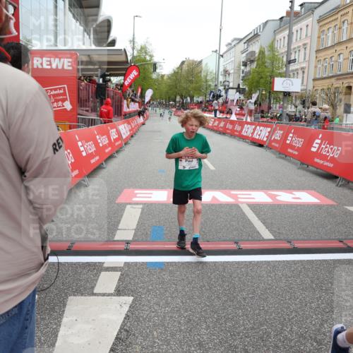25.04.2026 - Das Zehntel Strokosch-Dieckow http://msf.ph/oto/9624264 25.04.2026 10:47:47 Ziel 5573, 6158, 7984 meine-sportfotos.de