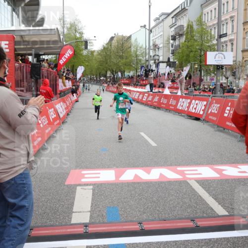 25.04.2026 - Das Zehntel Strokosch-Dieckow http://msf.ph/oto/9624326 25.04.2026 10:47:56 Ziel 7742, 7961 meine-sportfotos.de