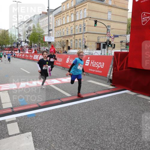 25.04.2026 - Das Zehntel Strokosch-Dieckow http://msf.ph/oto/9624389 25.04.2026 10:54:42 Ziel 5030, 5173, 5424, 5558, 5564, 5683, 5795, 6060, 6106, 6213, 7191, 7194, 7233, 7253, 7387, 7697 meine-sportfotos.de