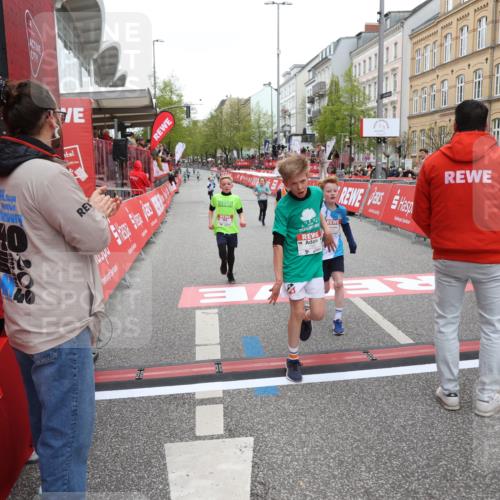 25.04.2026 - Das Zehntel Strokosch-Dieckow http://msf.ph/oto/9624402 25.04.2026 10:47:58 Ziel 7159, 7412, 7742, 7961 meine-sportfotos.de