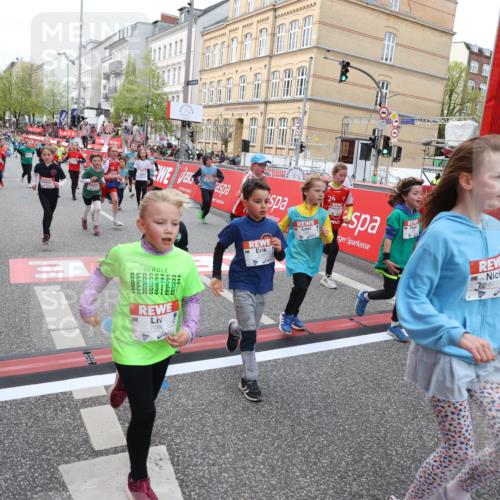 25.04.2026 - Das Zehntel Strokosch-Dieckow http://msf.ph/oto/9624408 25.04.2026 10:59:41 Ziel 5015, 5311, 5316, 5323, 5347, 5629, 5668, 5676, 5824, 5933, 6105, 6114, 6304, 6308, 6369, 6467, 6746, 6759, 7055, 7080, 7232, 7297, 7467, 7597, 7636, 7666, 7866, 10162 meine-sportfotos.de