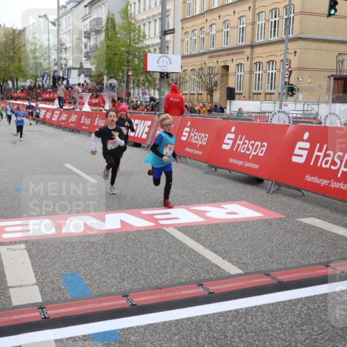 25.04.2026 - Das Zehntel Strokosch-Dieckow http://msf.ph/oto/9624446 25.04.2026 10:54:41 Ziel 5030, 5173, 5424, 5558, 5564, 5683, 5795, 6060, 6106, 6213, 7191, 7194, 7233, 7243, 7253, 7387, 7697 meine-sportfotos.de