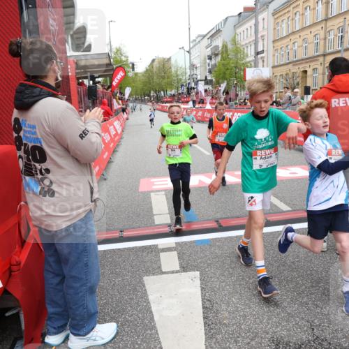 25.04.2026 - Das Zehntel Strokosch-Dieckow http://msf.ph/oto/9624452 25.04.2026 10:47:59 Ziel 7159, 7412, 7612, 7742, 7961 meine-sportfotos.de