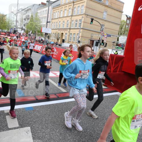 25.04.2026 - Das Zehntel Strokosch-Dieckow http://msf.ph/oto/9624456 25.04.2026 10:59:41 Ziel 5015, 5311, 5316, 5323, 5347, 5629, 5668, 5676, 5824, 5933, 6105, 6114, 6304, 6308, 6369, 6467, 6746, 6759, 7055, 7080, 7232, 7297, 7467, 7597, 7636, 7666, 7866, 10162 meine-sportfotos.de