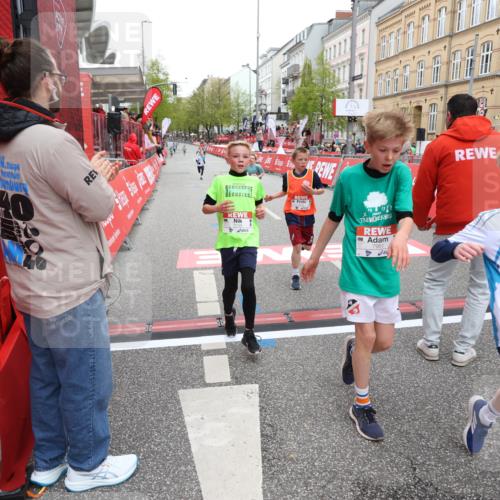 25.04.2026 - Das Zehntel Strokosch-Dieckow http://msf.ph/oto/9624463 25.04.2026 10:47:59 Ziel 7159, 7412, 7612, 7742, 7961 meine-sportfotos.de