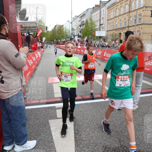 25.04.2026 - Das Zehntel Strokosch-Dieckow http://msf.ph/oto/9624483 25.04.2026 10:48:00 Ziel 7159, 7412, 7612, 7742, 7961 meine-sportfotos.de