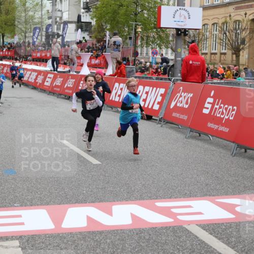 25.04.2026 - Das Zehntel Strokosch-Dieckow http://msf.ph/oto/9624521 25.04.2026 10:54:41 Ziel 5030, 5173, 5424, 5558, 5564, 5683, 5795, 6060, 6106, 6213, 7191, 7194, 7233, 7243, 7253, 7387, 7697 meine-sportfotos.de