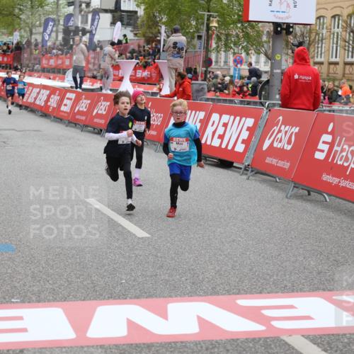 25.04.2026 - Das Zehntel Strokosch-Dieckow http://msf.ph/oto/9624532 25.04.2026 10:54:41 Ziel 5030, 5173, 5424, 5558, 5564, 5683, 5795, 6060, 6106, 6213, 7191, 7194, 7233, 7243, 7253, 7387, 7697 meine-sportfotos.de