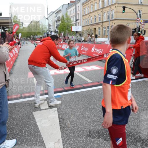 25.04.2026 - Das Zehntel Strokosch-Dieckow http://msf.ph/oto/9624547 25.04.2026 10:48:01 Ziel 7159, 7412, 7612, 7742, 7961 meine-sportfotos.de