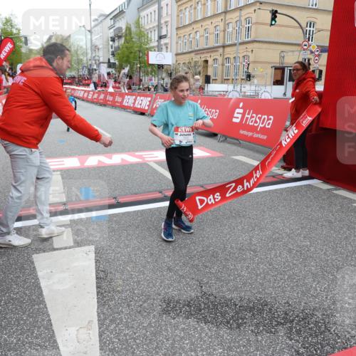 25.04.2026 - Das Zehntel Strokosch-Dieckow http://msf.ph/oto/9624581 25.04.2026 10:48:02 Ziel 7159, 7412, 7612, 7709, 7742, 7961 meine-sportfotos.de