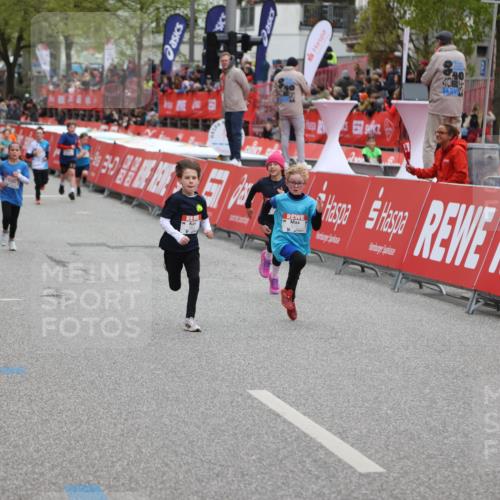 25.04.2026 - Das Zehntel Strokosch-Dieckow http://msf.ph/oto/9624602 25.04.2026 10:54:40 Ziel 5030, 5173, 5424, 5558, 5564, 5683, 5795, 6060, 6106, 6213, 6231, 6926, 7191, 7194, 7233, 7243, 7387, 7697 meine-sportfotos.de
