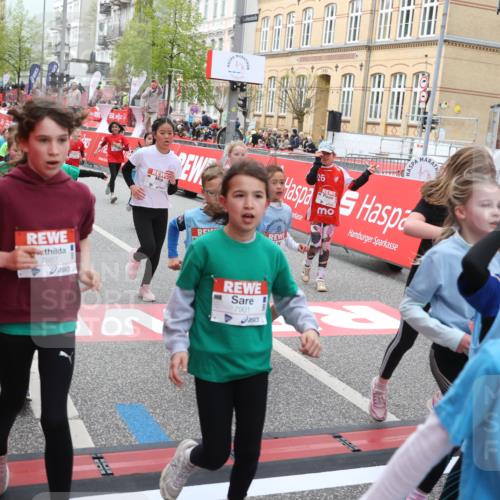 25.04.2026 - Das Zehntel Strokosch-Dieckow http://msf.ph/oto/9624810 25.04.2026 10:59:32 Ziel 5068, 5073, 5137, 5266, 5315, 5320, 5485, 5496, 5648, 5666, 6191, 6298, 6370, 6377, 6400, 6471, 6478, 6484, 6647, 6727, 6730, 6878, 6902, 6932, 6961, 7532, 7595, 7647, 7653, 7659, 7790, 7887, 7901 meine-sportfotos.de