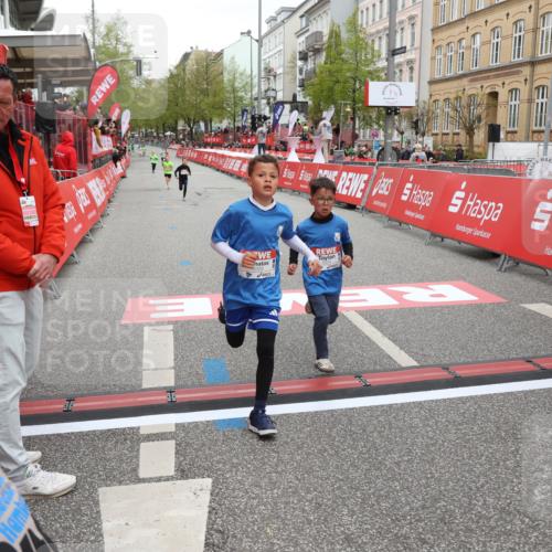 25.04.2026 - Das Zehntel Strokosch-Dieckow http://msf.ph/oto/9624875 25.04.2026 10:48:24 Ziel 6324, 6329, 7539 meine-sportfotos.de